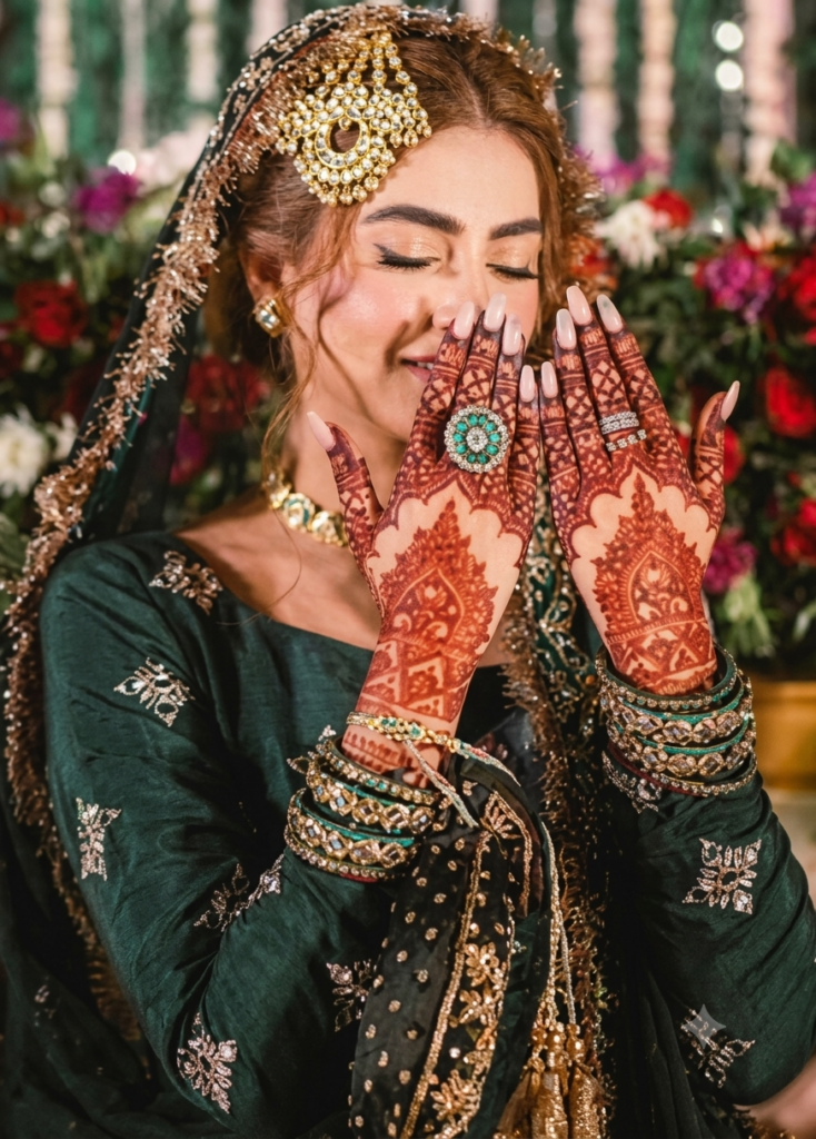 Bridal mehndi application